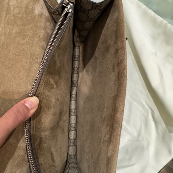 Gucci Beige and Brown Dionysus Medium GG Shoulder Bag - Picture 15 of 17